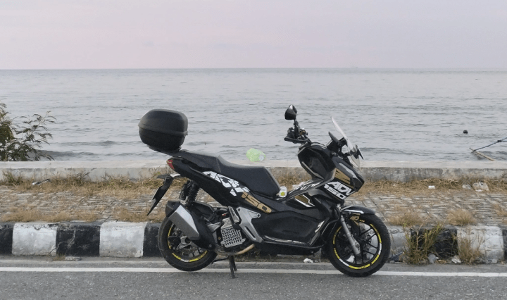 Honda ADV 150 touring