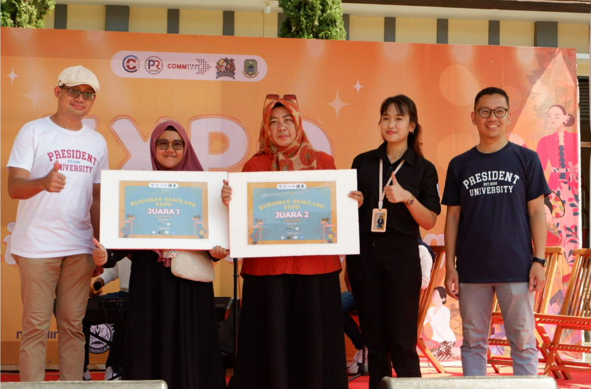 Mahasiswa President University menggelar Expo Kuningan Gemilang bersama UMKM